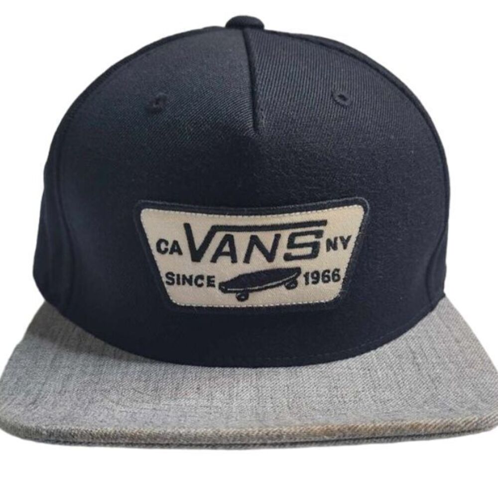 2944 Vans Snap Back Hat‎ Gray/Black